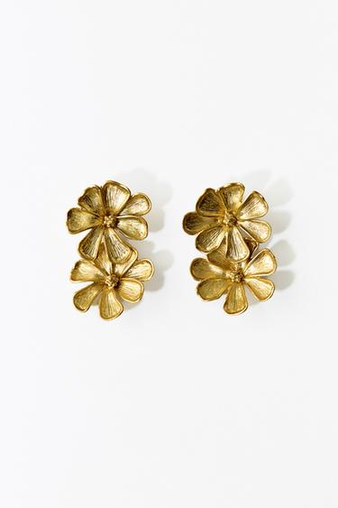 METAL FLOWER EARRINGS - Golden by Zara