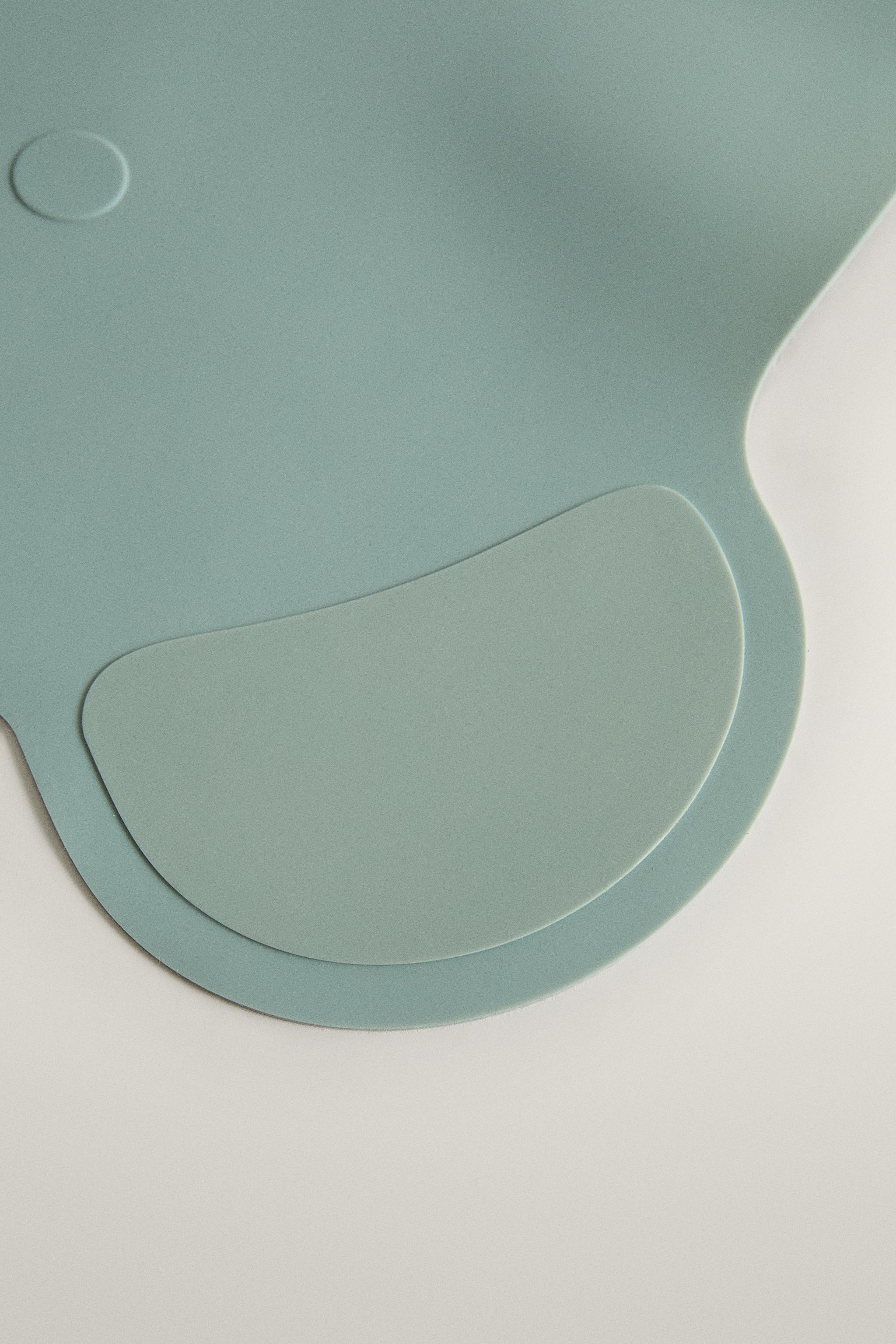 KIDS' BEAR SILICONE PLACEMAT