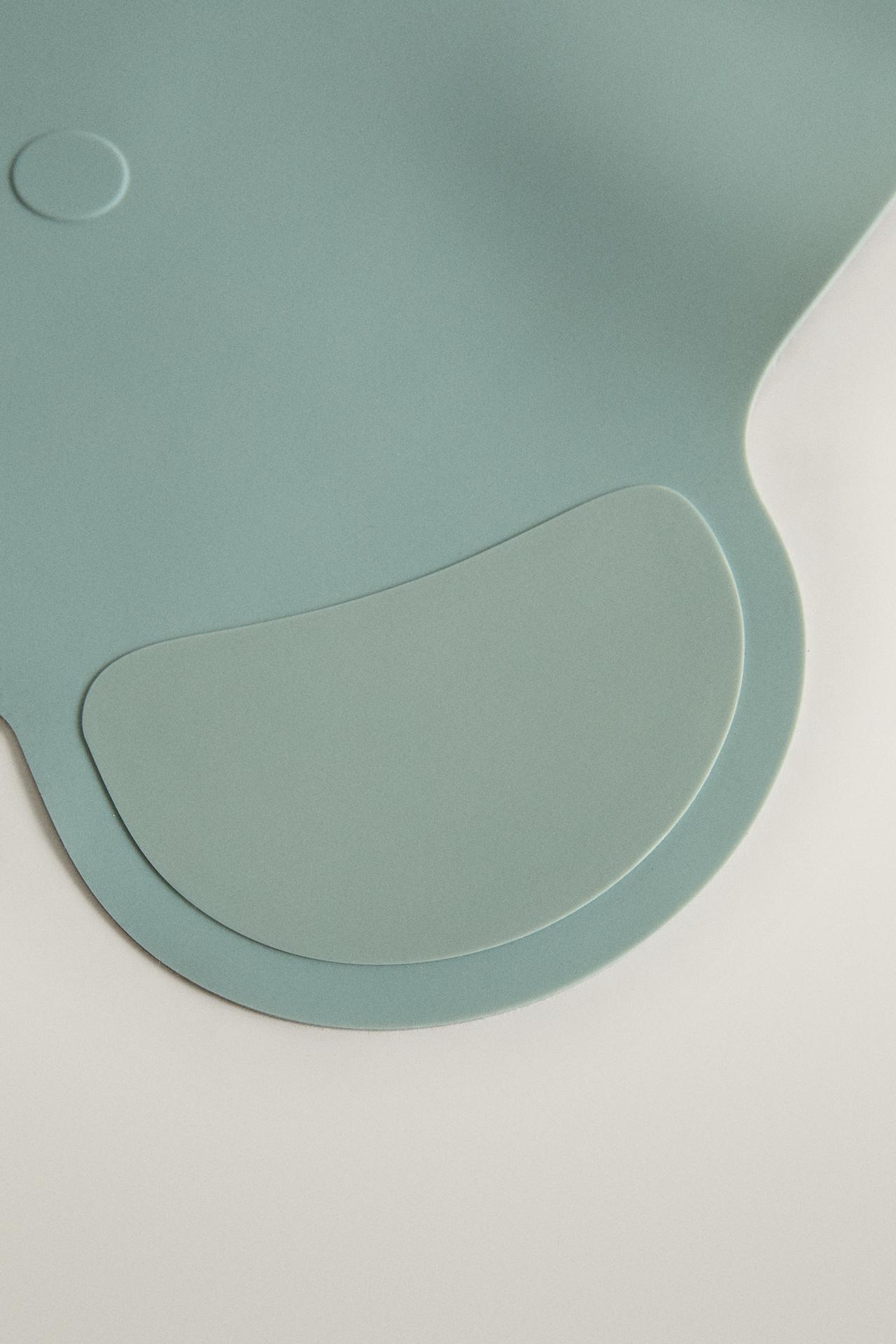 KIDS' BEAR SILICONE PLACEMAT — Blue