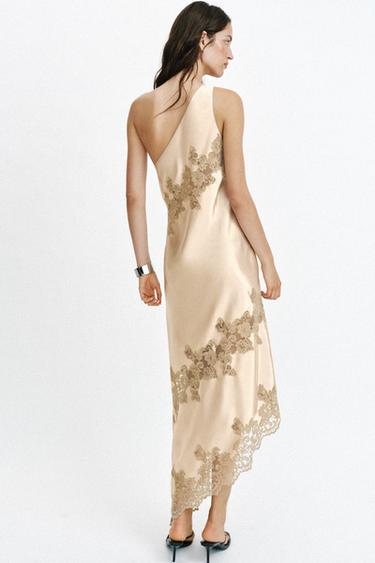 ROBE STYLE LINGERIE ASYMÉTRIQUE - Cave de Zara - Image 4
