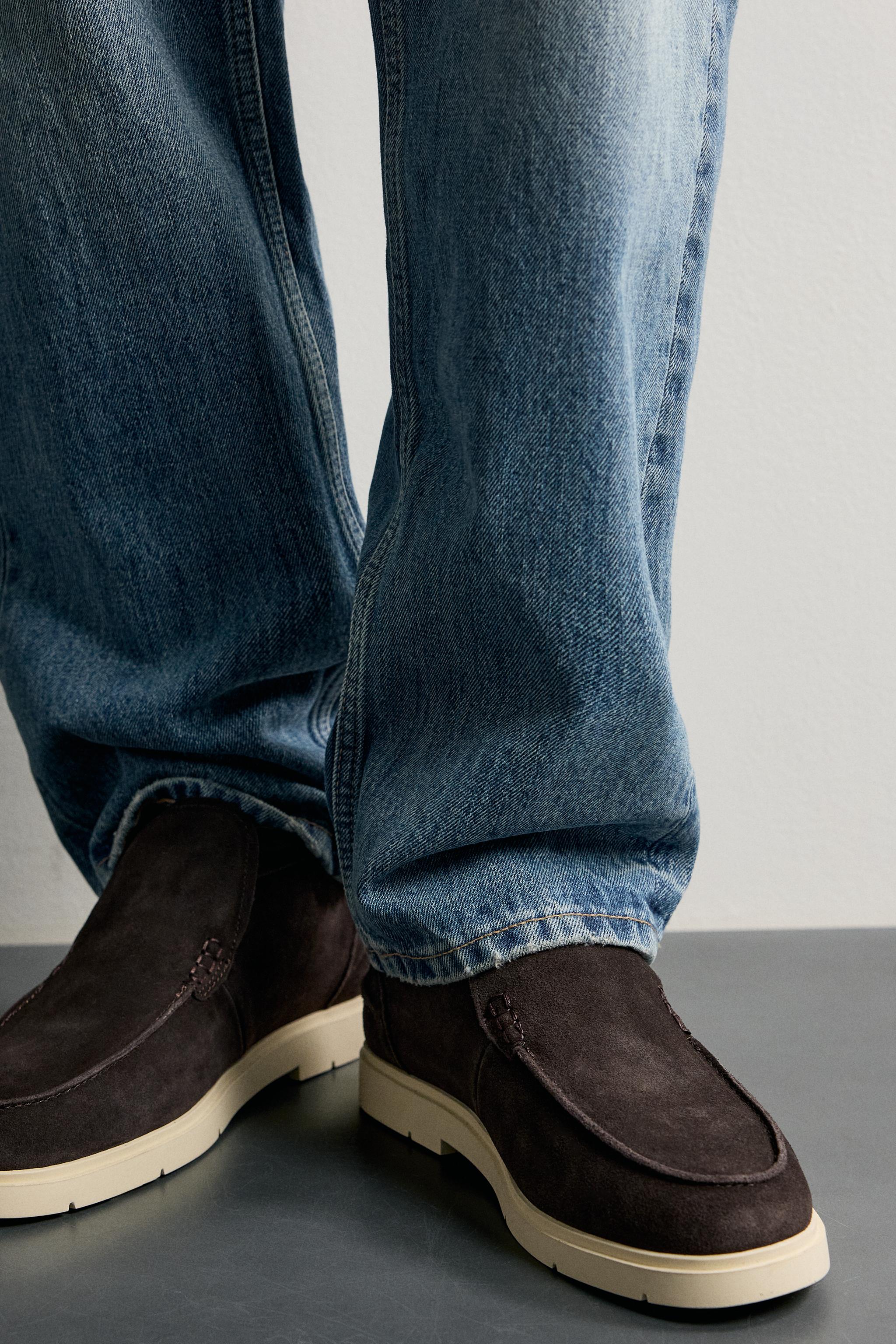 CASUAL LEATHER BOOTS