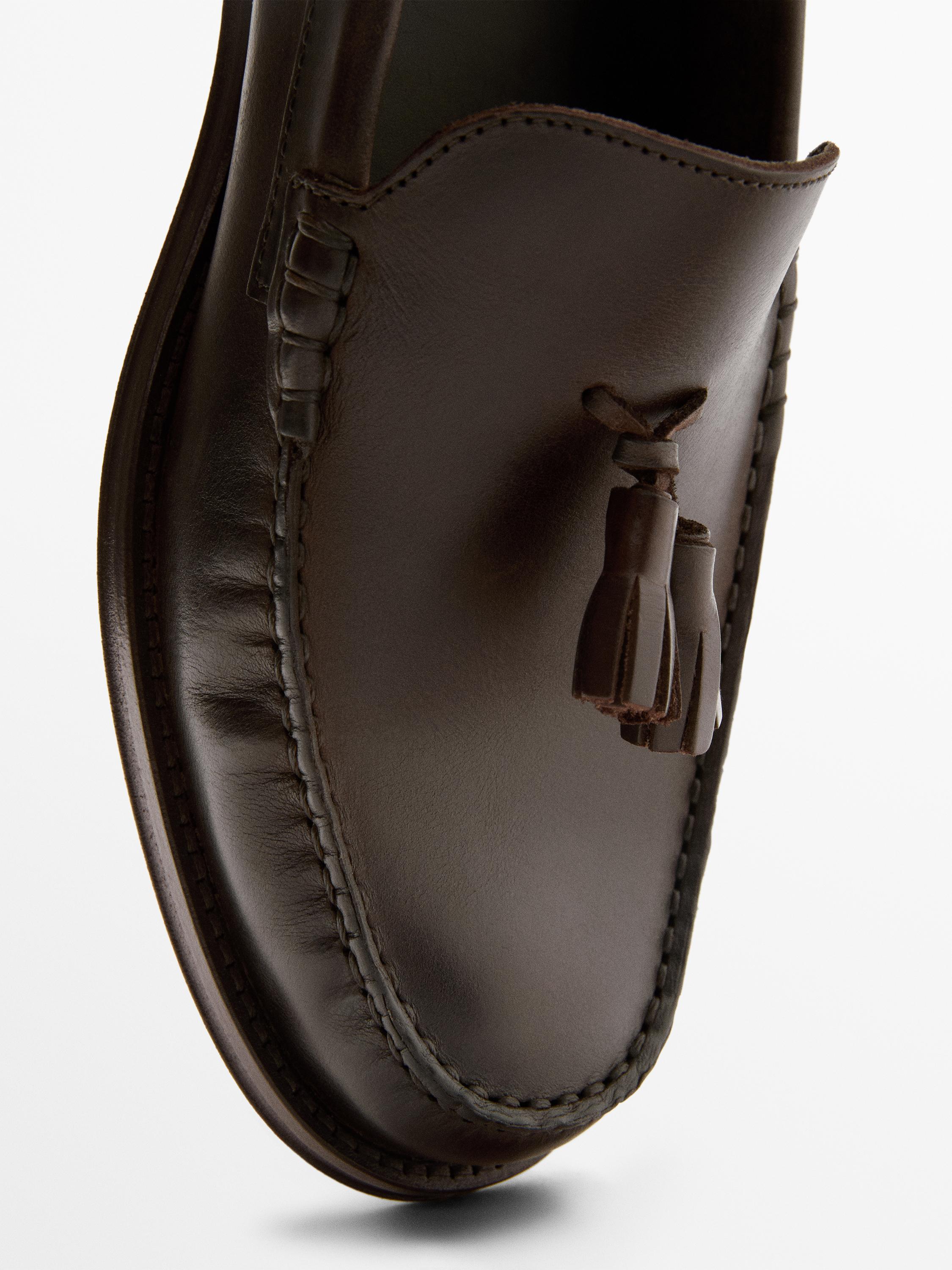 Mocassin à pampilles en cuir gras souple