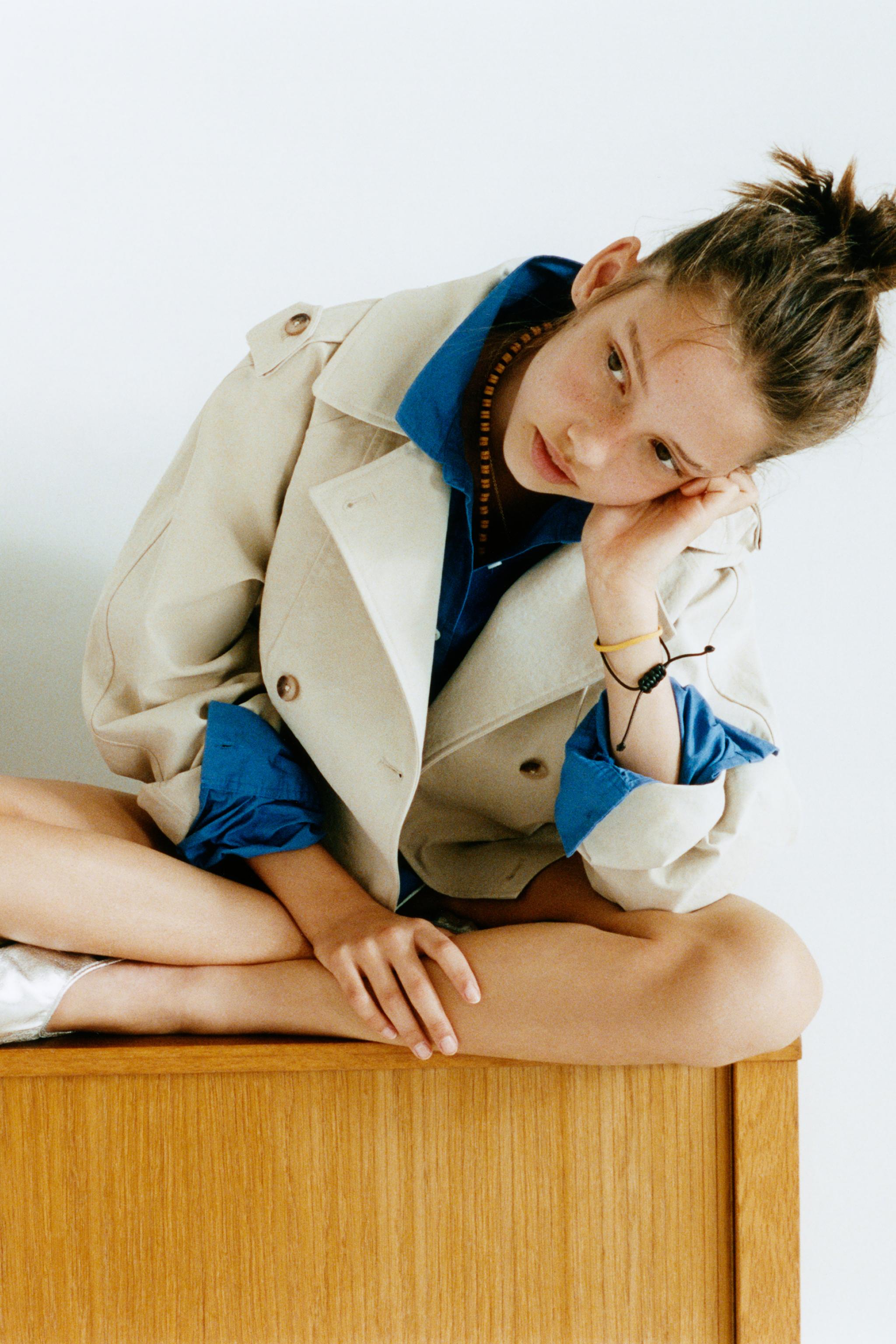 CROPPED ELASTIC HEM TRENCH COAT