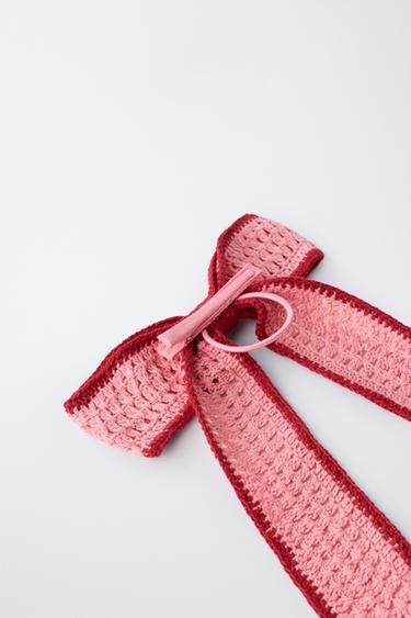 CROCHET BOW SCRUNCHIE WITH SLIDE - Pink by Zara