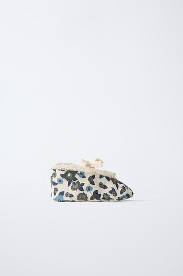 БАЛЕТКИ З БАНТОМ ТА КВІТАМИ - Білий екрю Zara