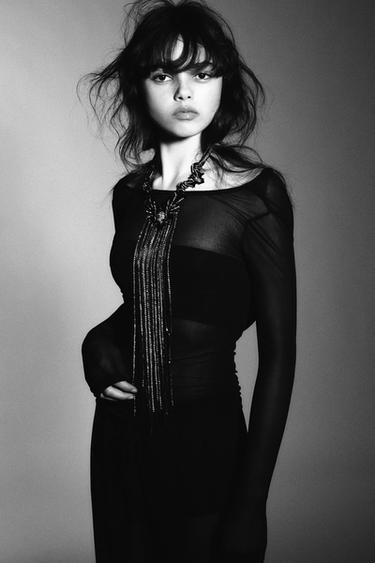BATWING WATERFALL NECKLACE - Black by Zara - Image 0