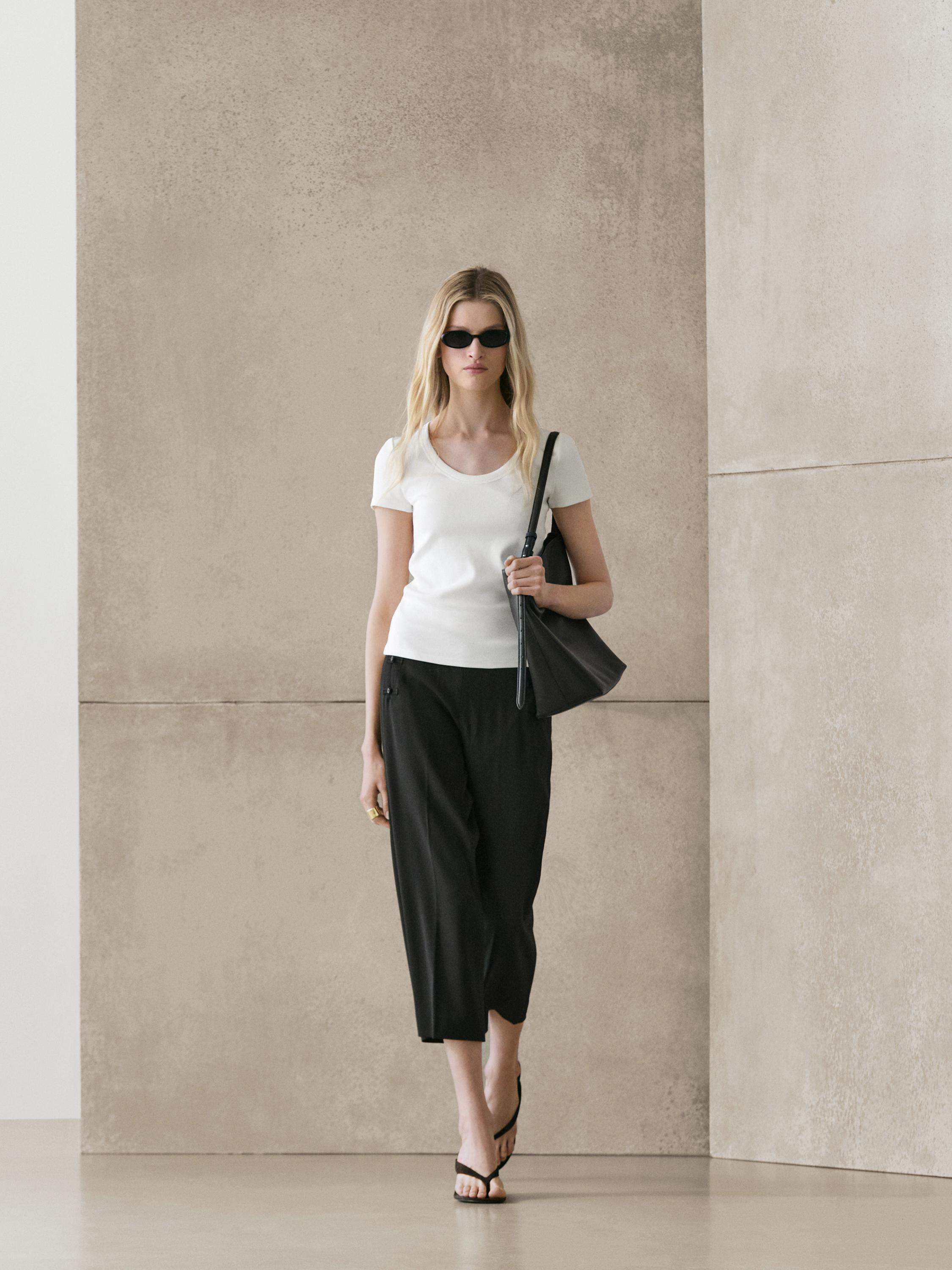 Short sleeve cotton blend T-shirt