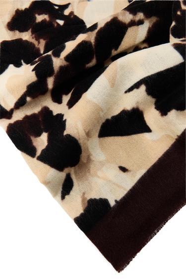 Zara PRINTED FRINGED SCARF - Brown