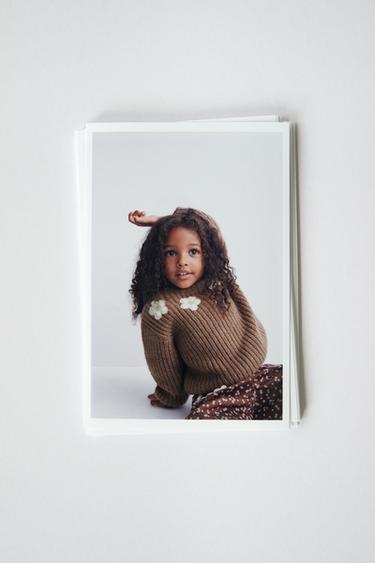 PULL EN MAILLE À FLEURS - Rose foncé de Zara