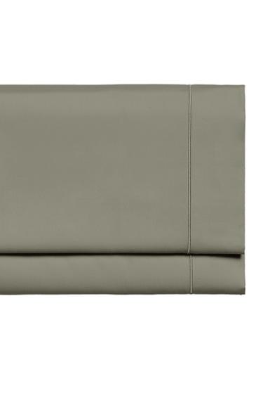 {navn} - {farge} for Zara