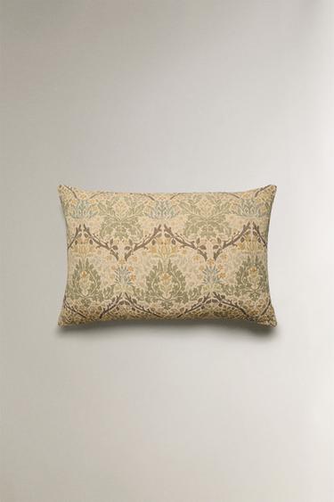 MORRIS & CO. FLORAL CUSHION COVER - Green by Zara