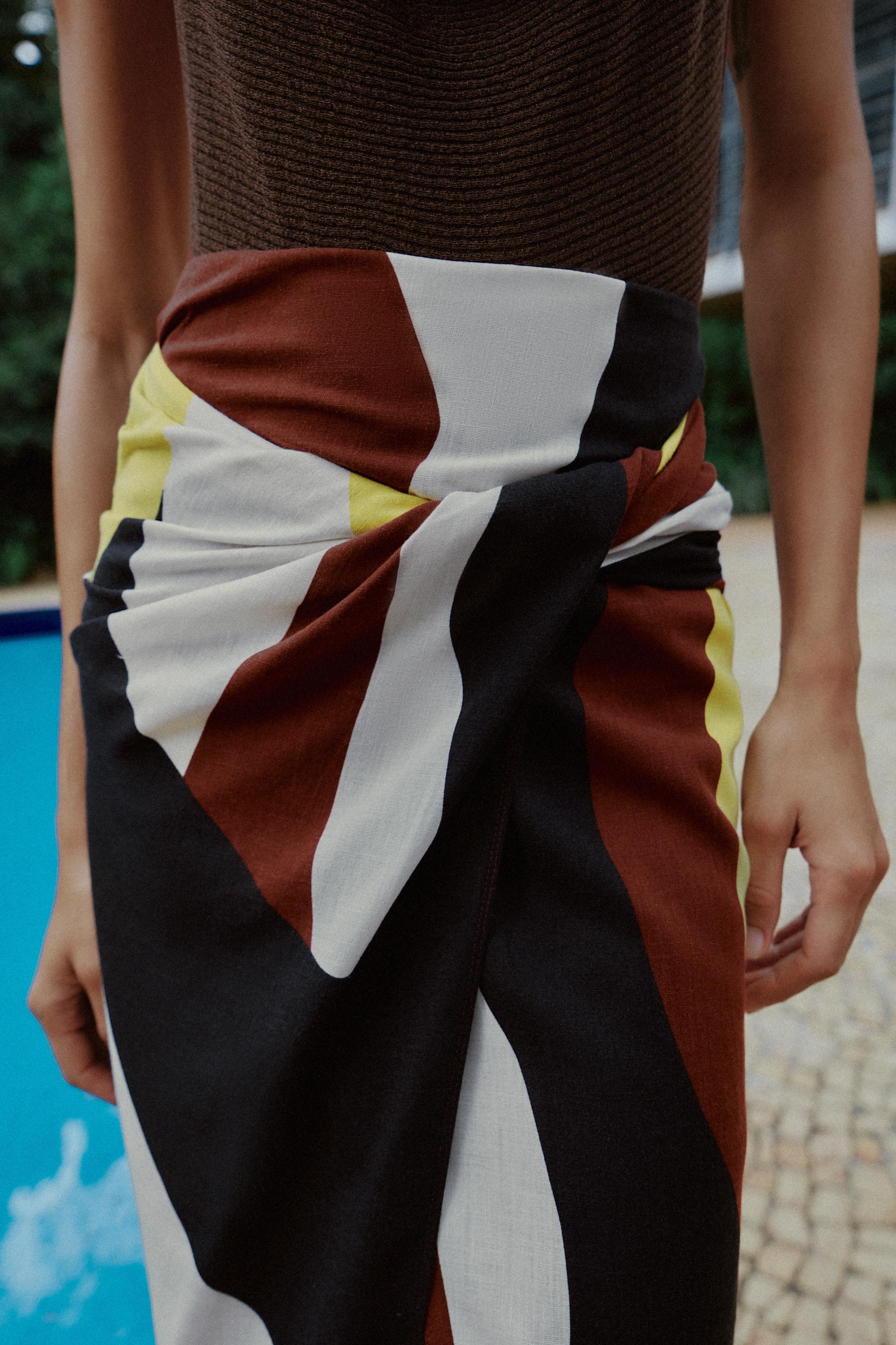 PRINTED PAREO MIDI SKIRT