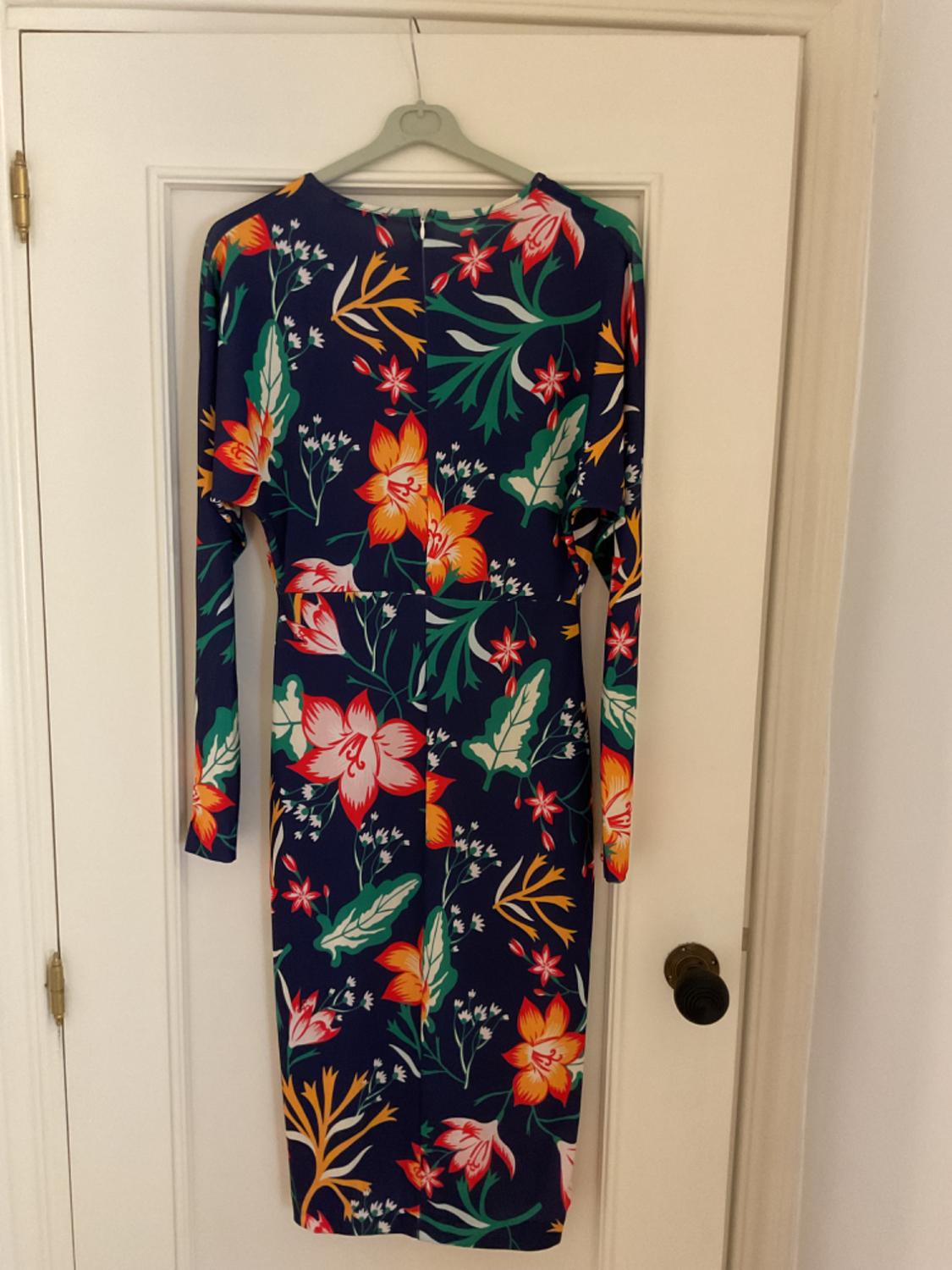 PRINTED DRESS WITH LONG SLEEVES - Image 2