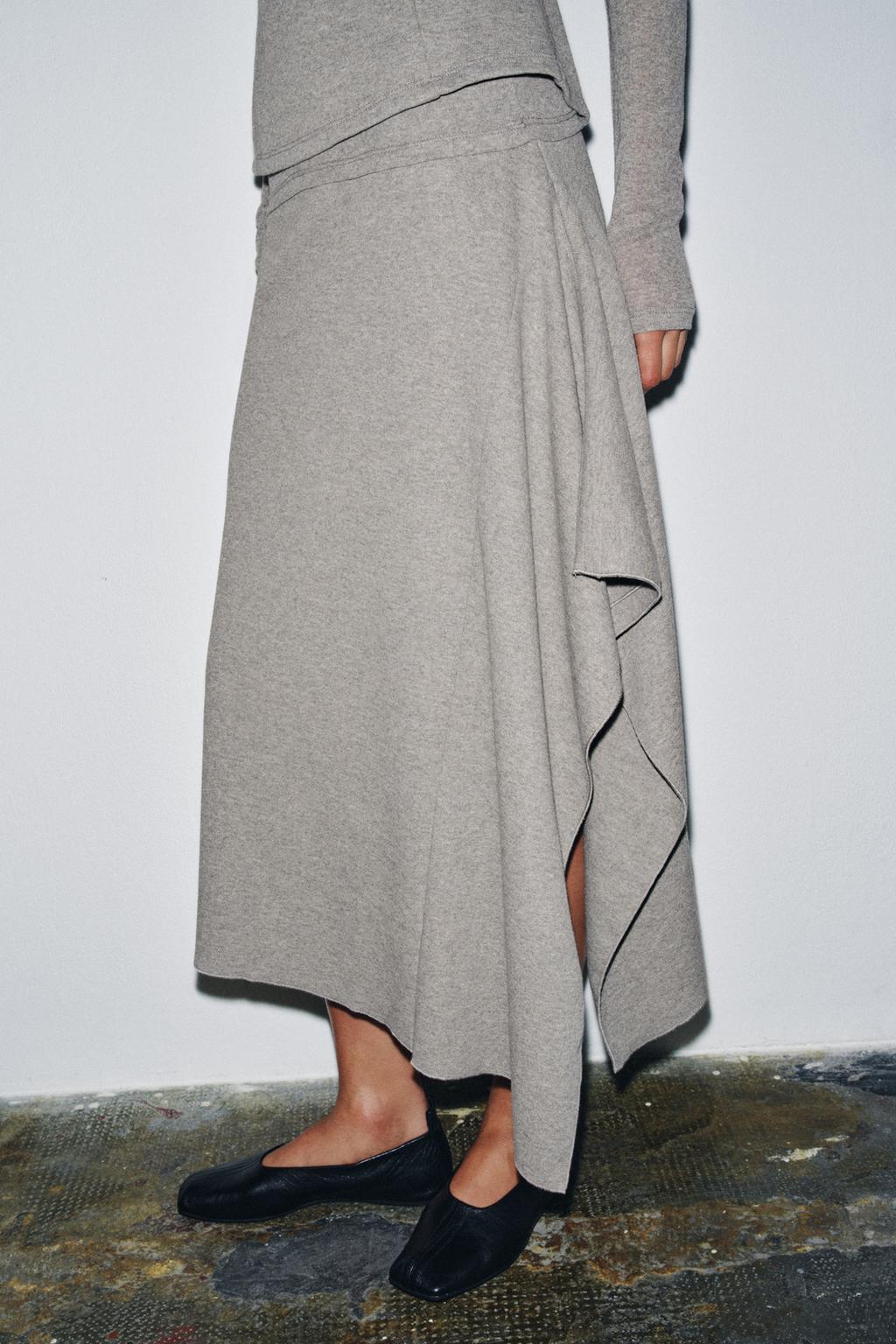 ASYMMETRIC MIDI SKIRT