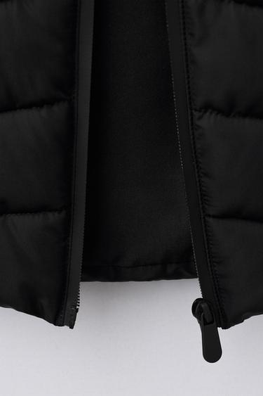 STEPPJACKE MIT ÄRMELN IM NEOPREN-LOOK - Schwarz von Zara
