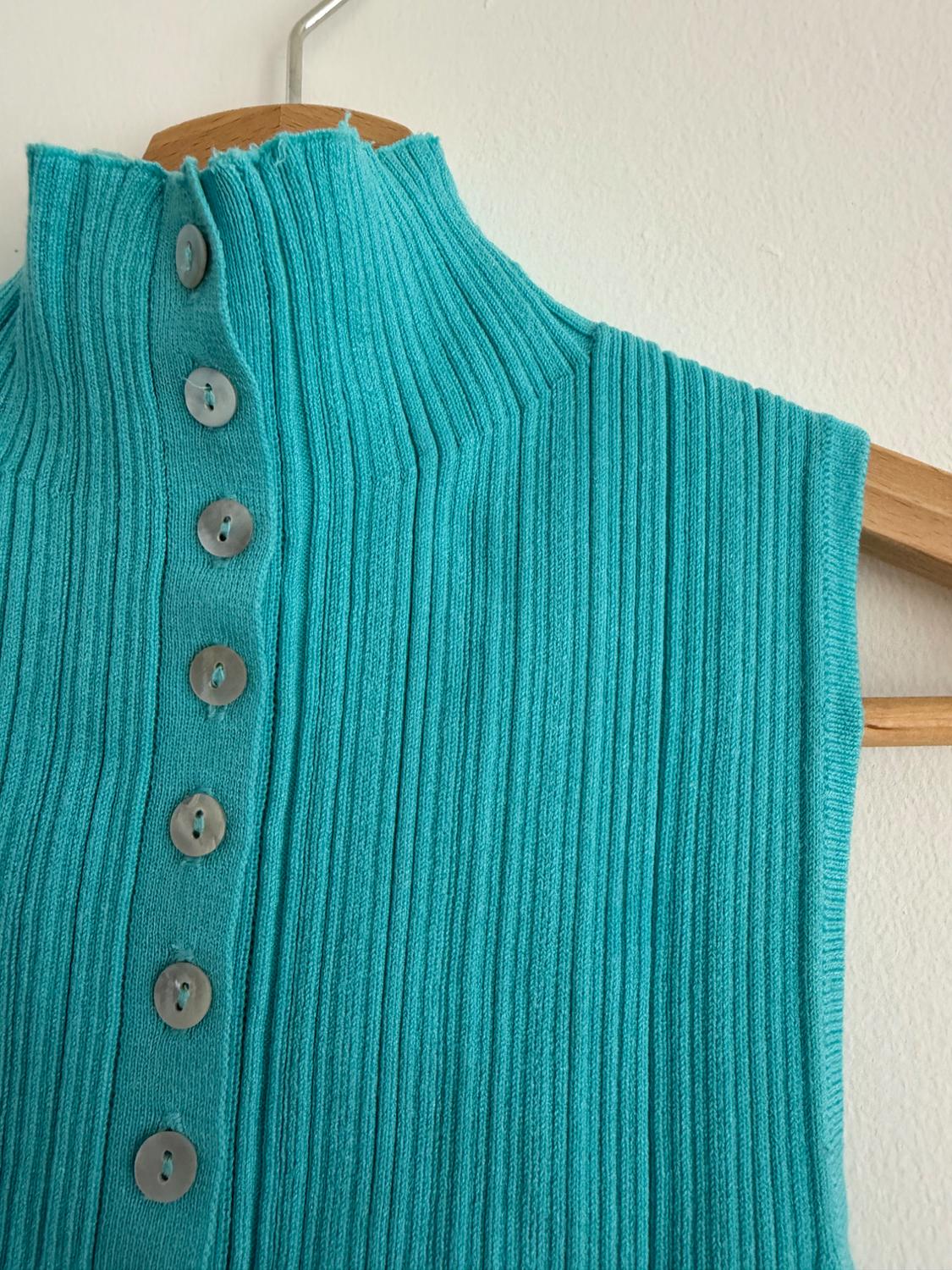SLEEVELESS KNIT TOP - Image 2