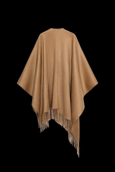 LANGE CAPE MIT WOLLFRANSEN - Mittleres Camel von Zara