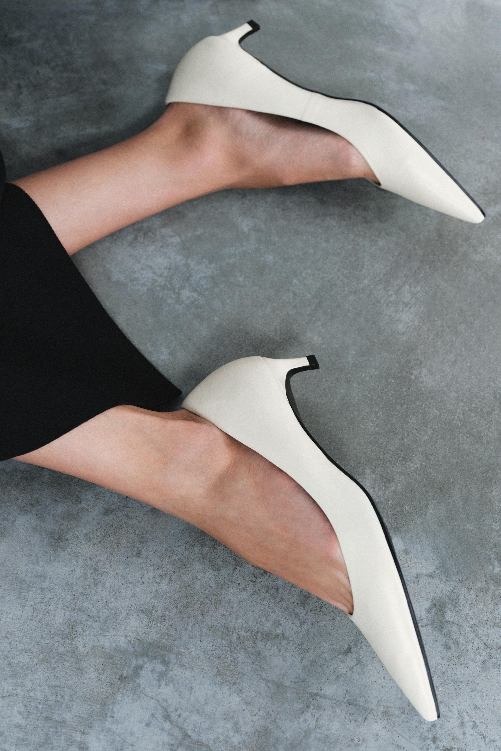 LEATHER KITTEN HEEL SHOES LIMITED EDITION