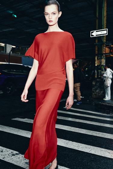 Zara LONG KNIT SKIRT - Mid-red