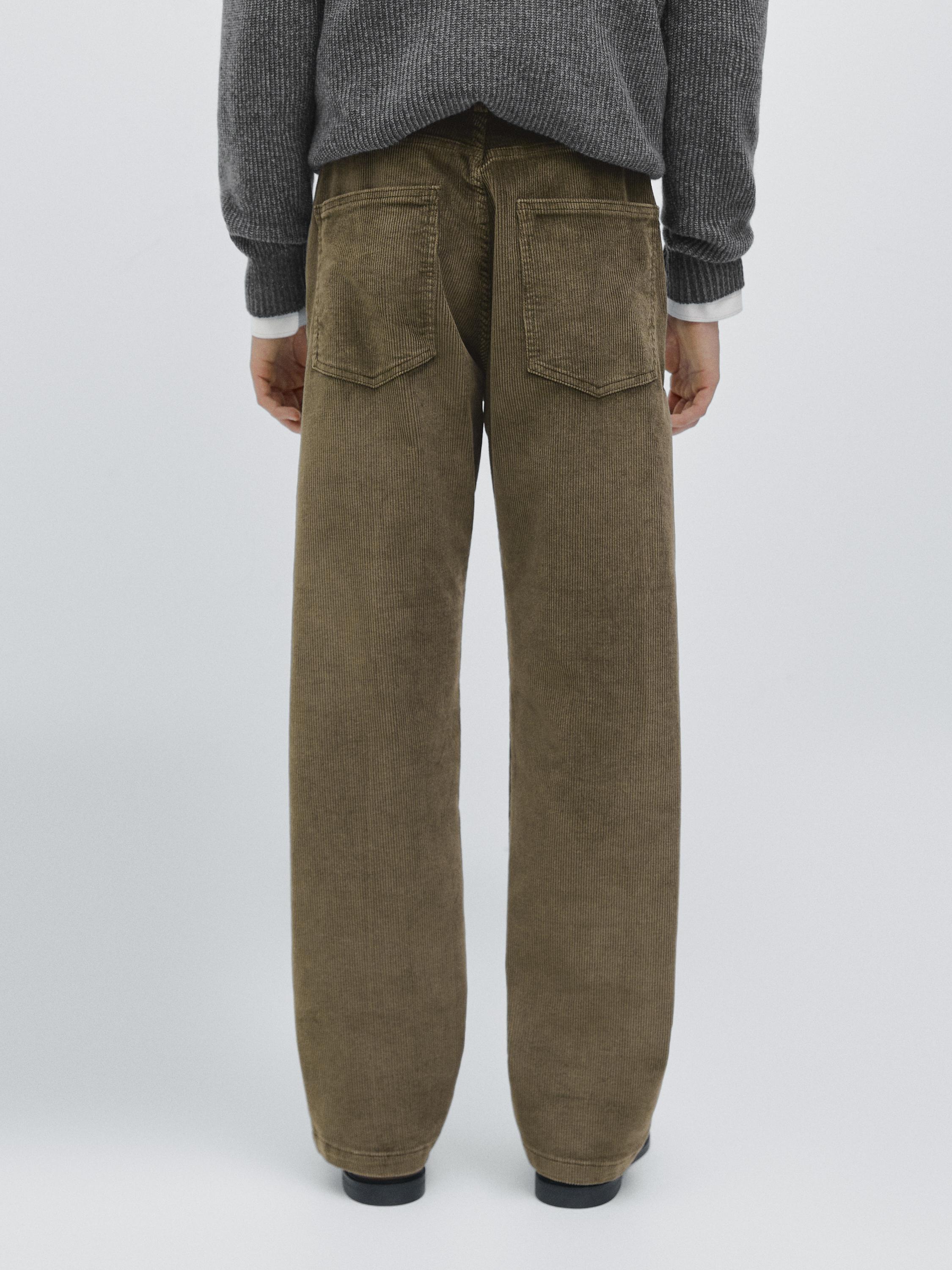 Pantalon relaxed fit effet jean en velours côtelé