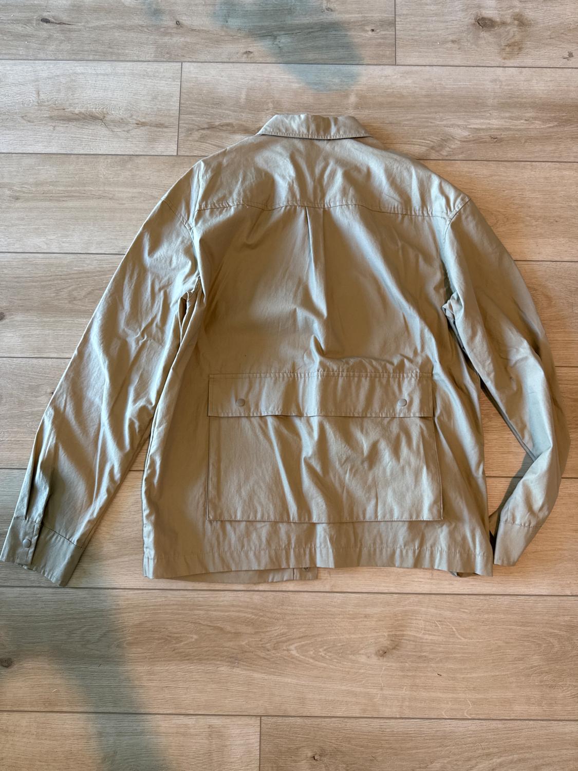 LIGHTWEIGHT JACKET WITH POCKETS - Image 3