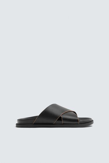 SANDALIA PIEL CRUZADA - Negro de Zara
