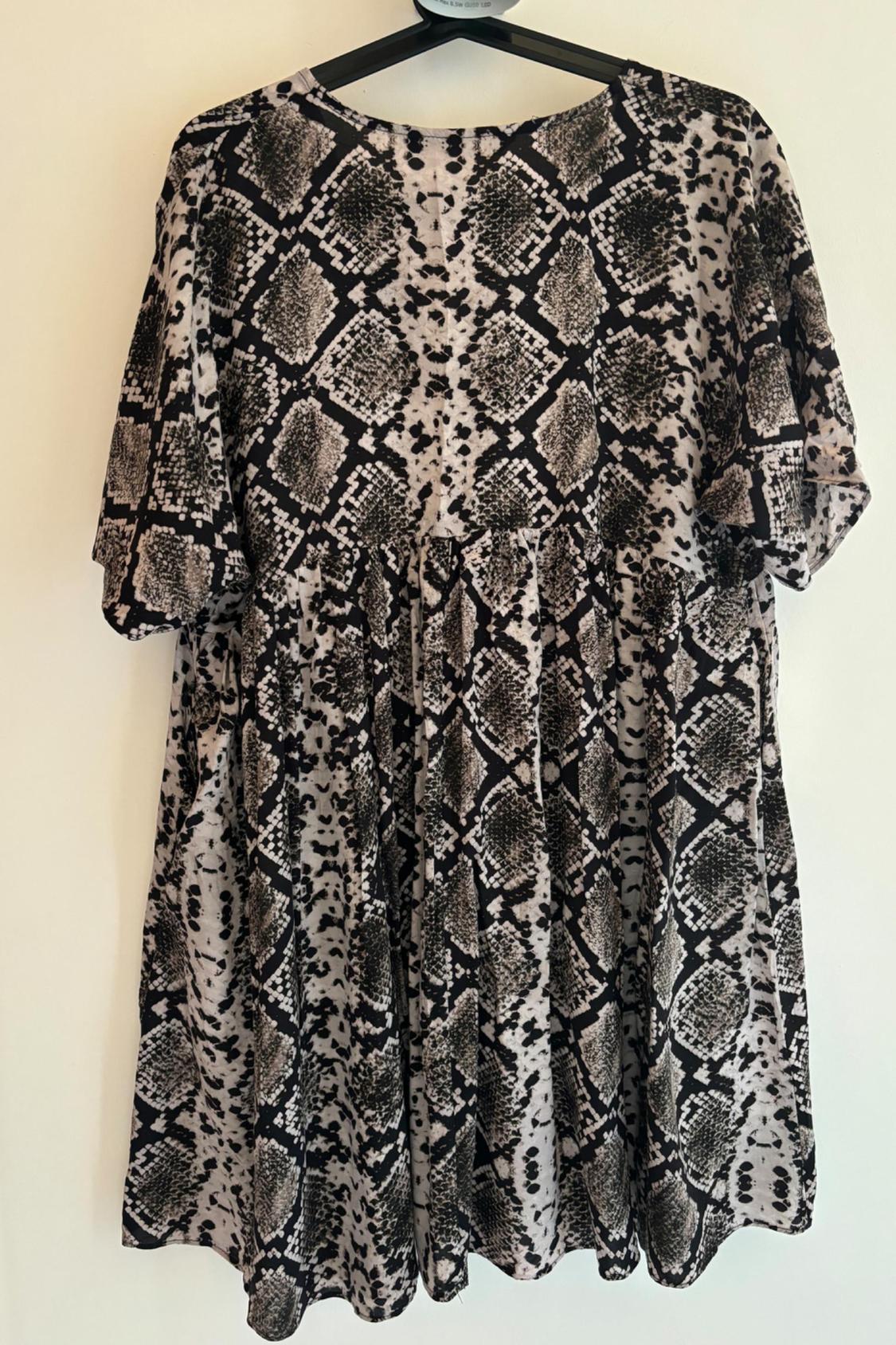 SNAKE PRINT DRESS - Image 4