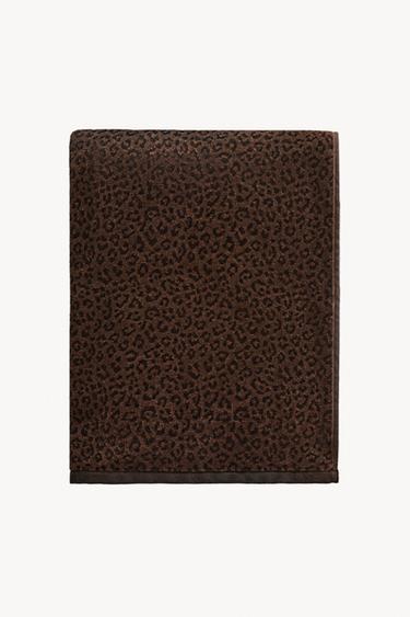ANIMAL PRINT VELOUR BEACH TOWEL - Chocolate by Zara
