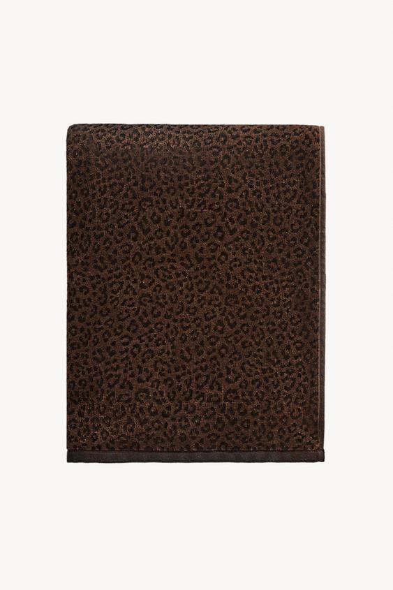 SERVIETTE DE PLAGE VELOUR IMPRIMÉ ANIMAL - Chocolat de Zara - Image 6