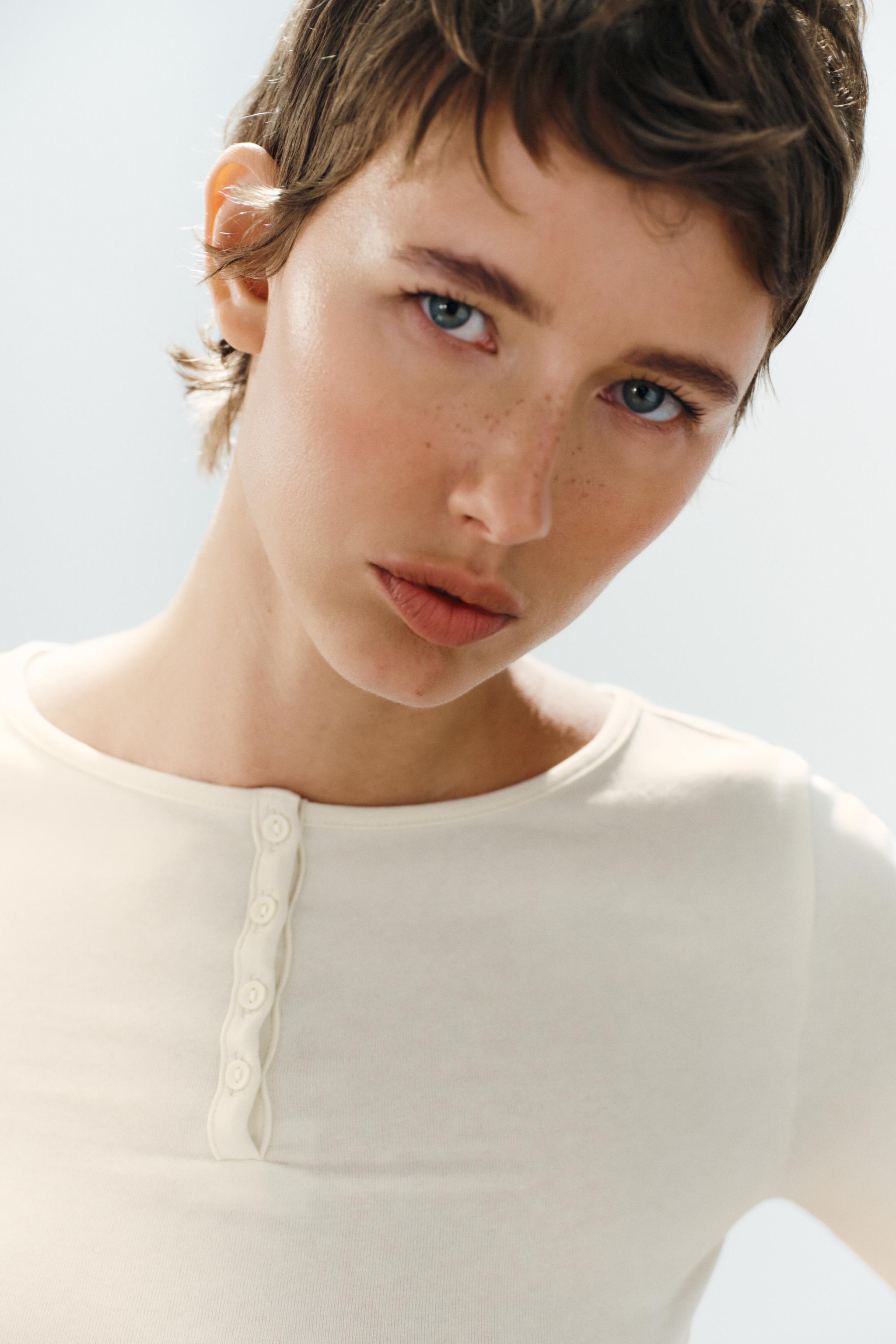 HENLEY T-SHIRT - thumbnail 10