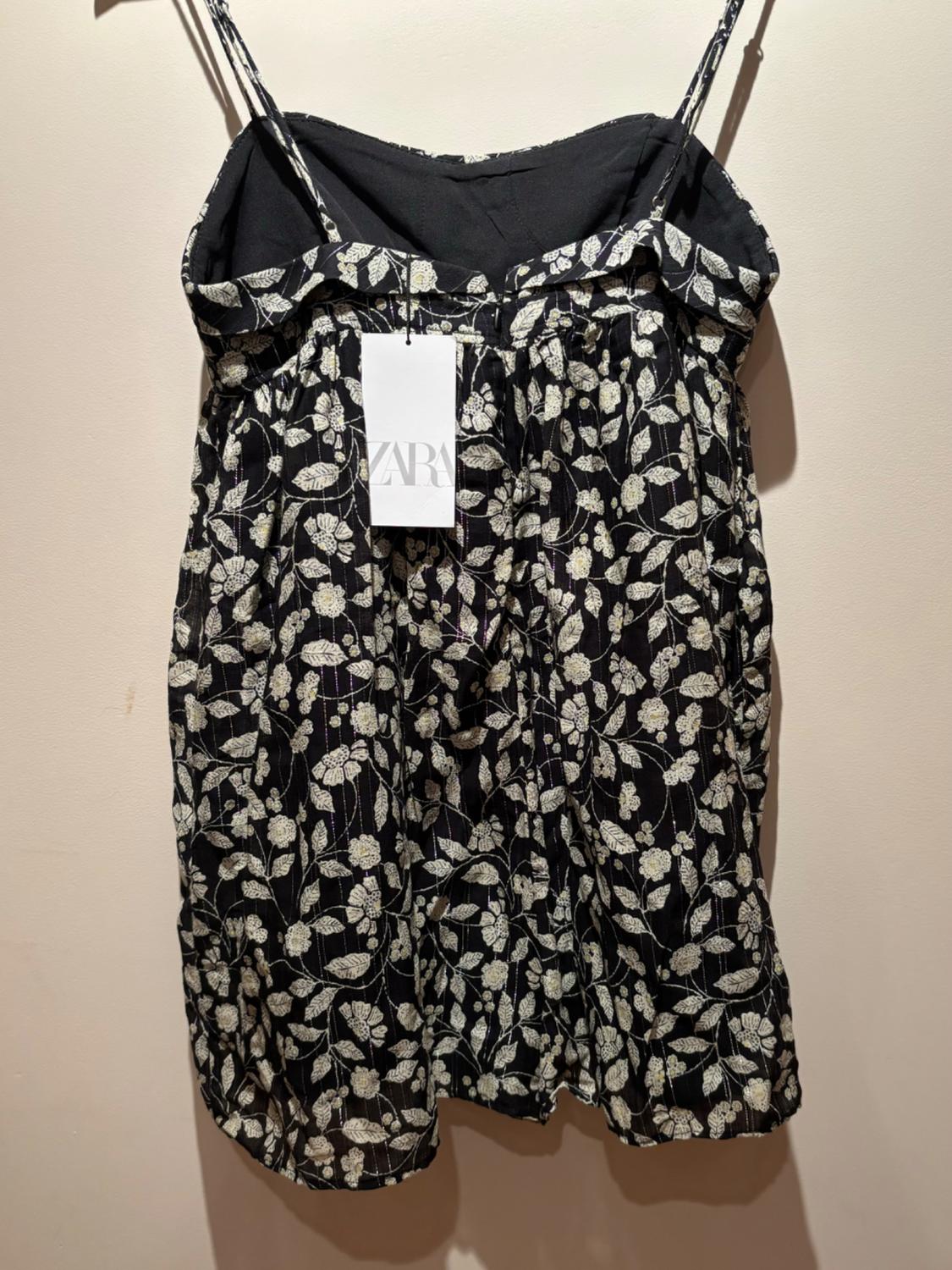 PRINTED JUMPSUIT WITH METALLIC THREAD - Image 2