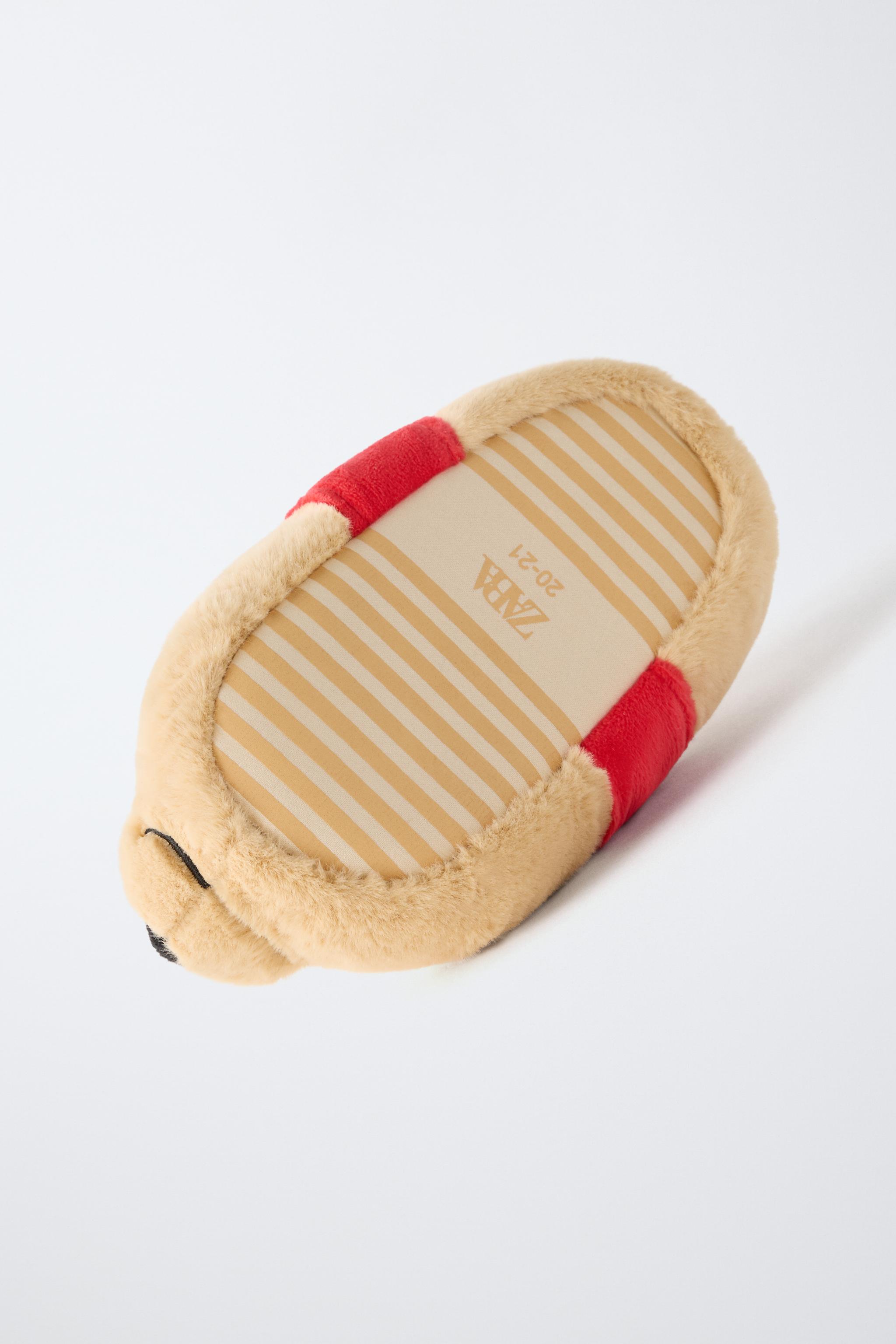 BASKET WINNIE L'OURSON © DISNEY