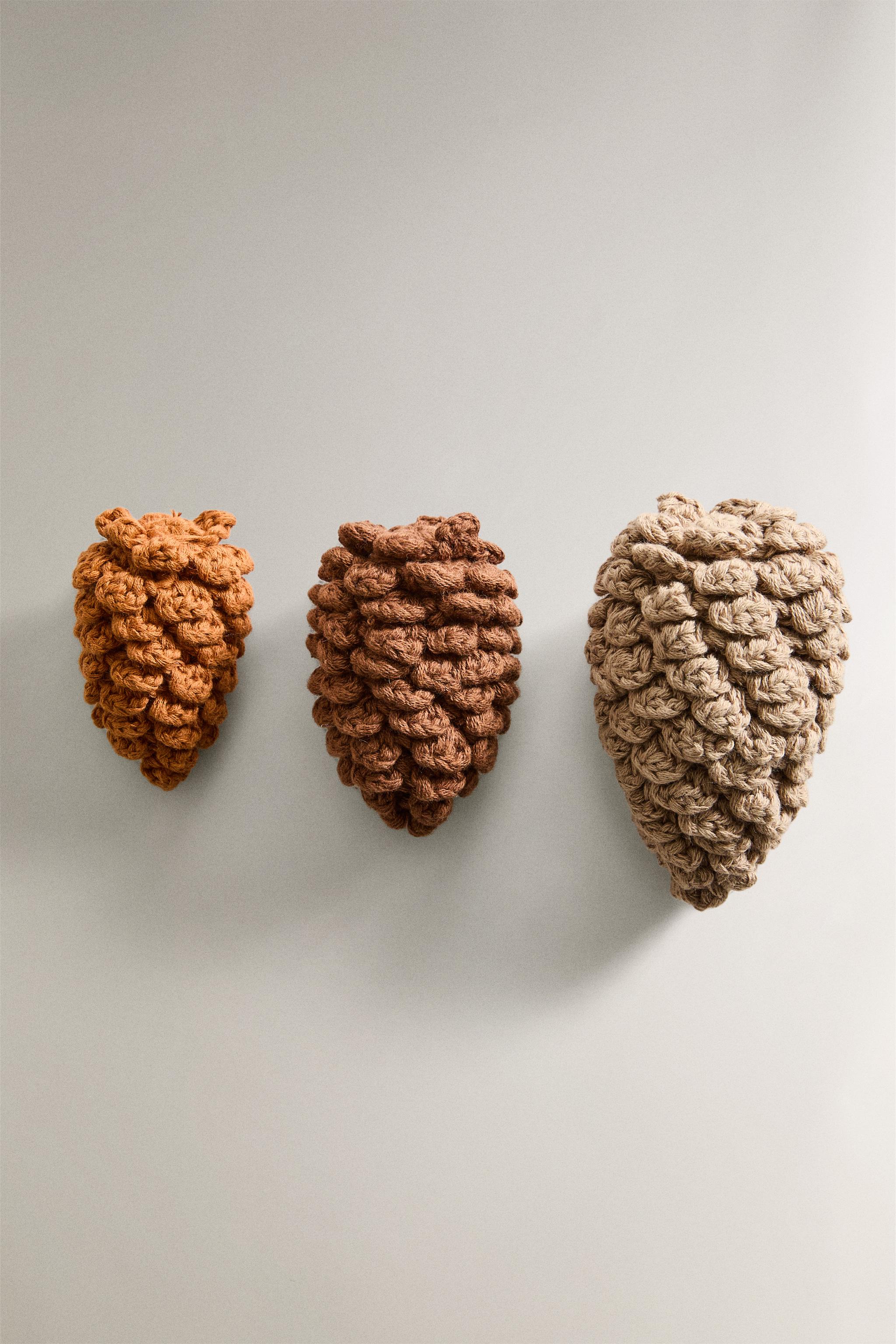 PET PINE CONE TOY PACK (PACK OF 3)