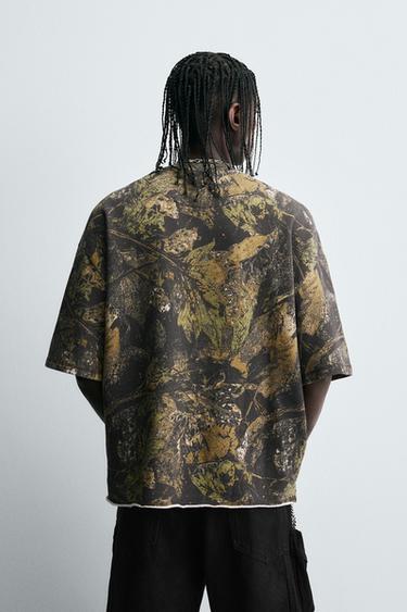 SWEAT À IMPRIMÉ ARBRES - Kaki clair de Zara - Image 2