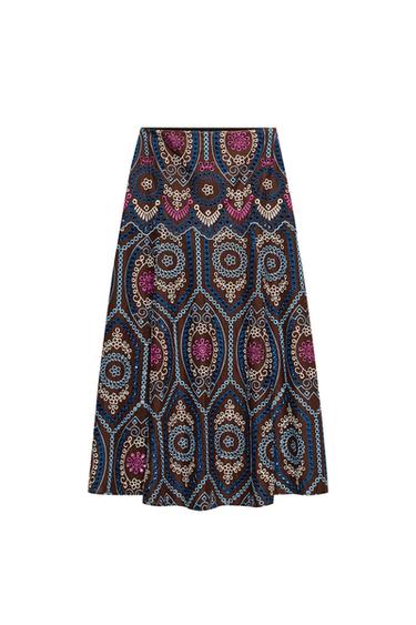 FALDA MIDI BORDADOS PERFORADOS - Marrón de Zara