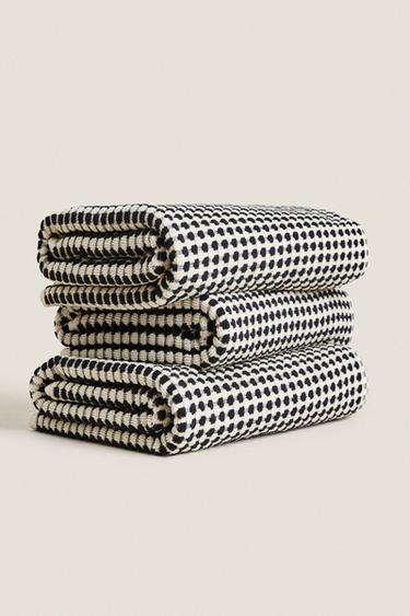 TEXTURED COTTON BATH TOWEL - Black by Zara - Image 5