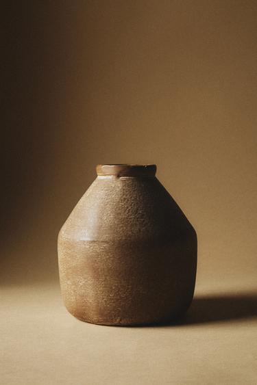 小 メタリック製 花瓶サンドZaraの小 メタリック製 花瓶 - サンド