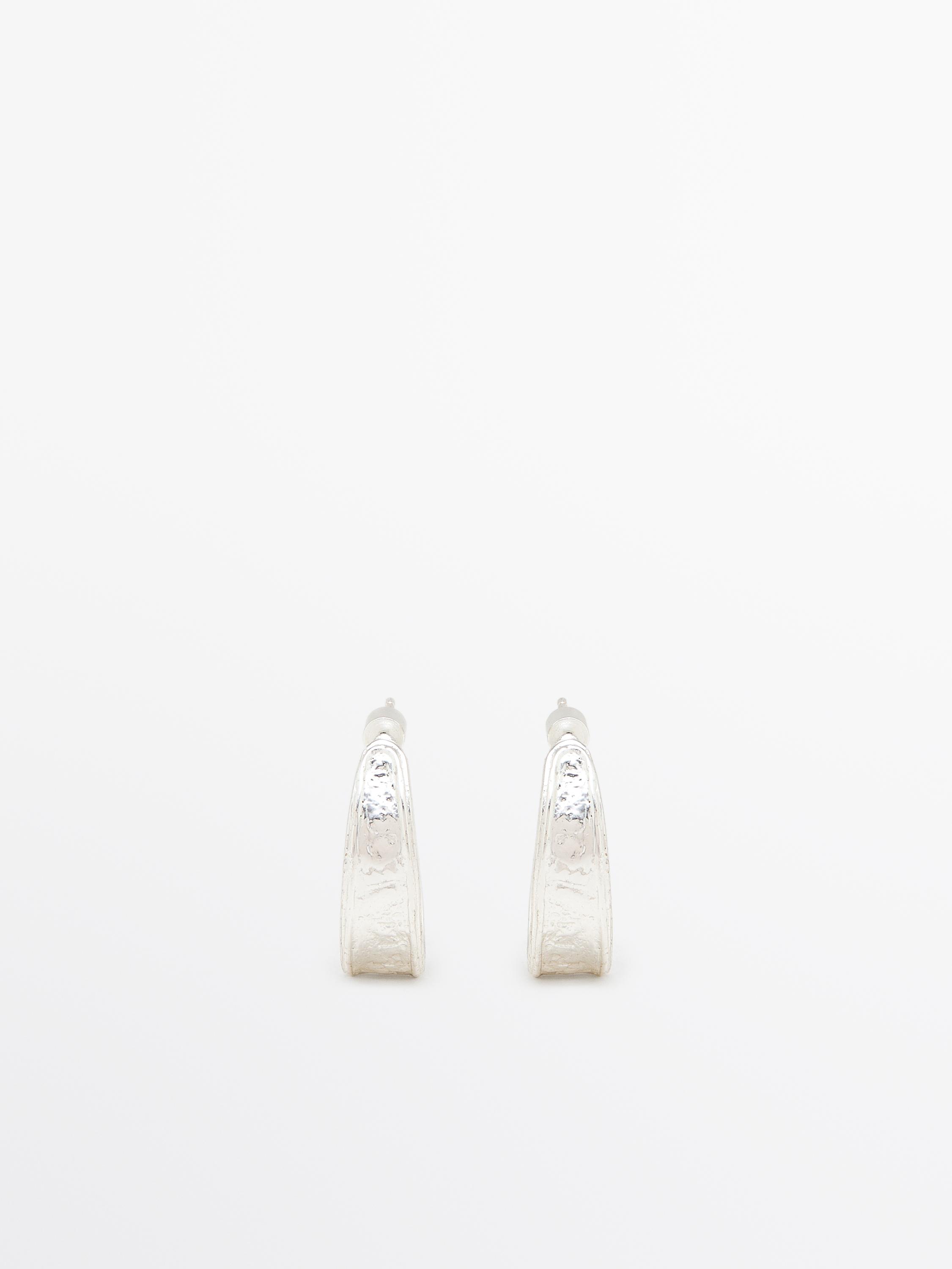 Earrings with textured detail - Silver