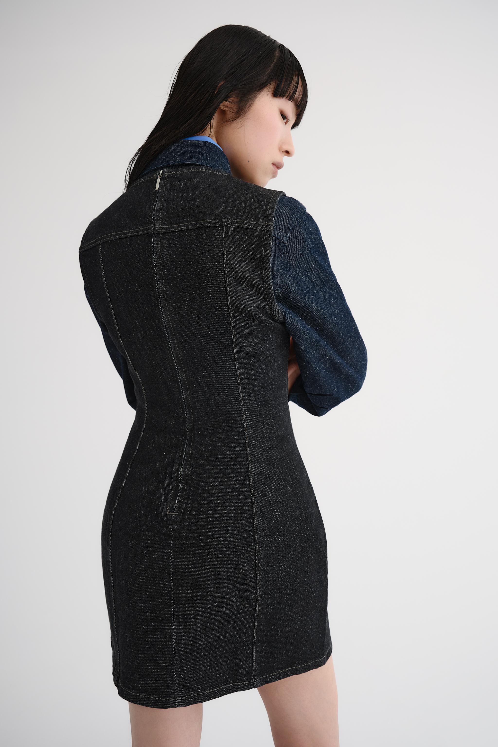 デニム風ショートワンピース - カーボングレー | ZARA Japan / 日本