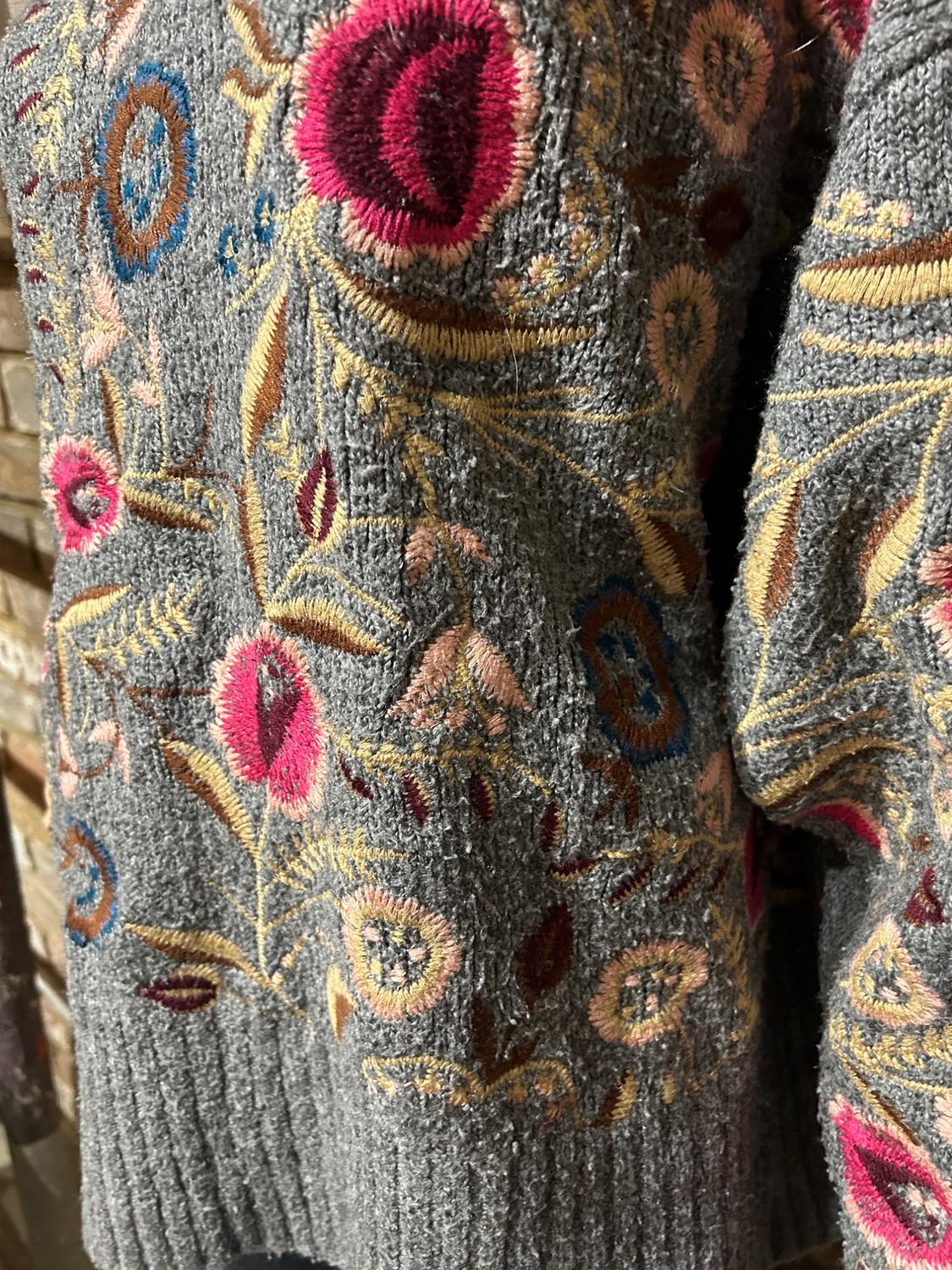 FLORAL EMBROIDERED KNIT JUMPER - Image 4