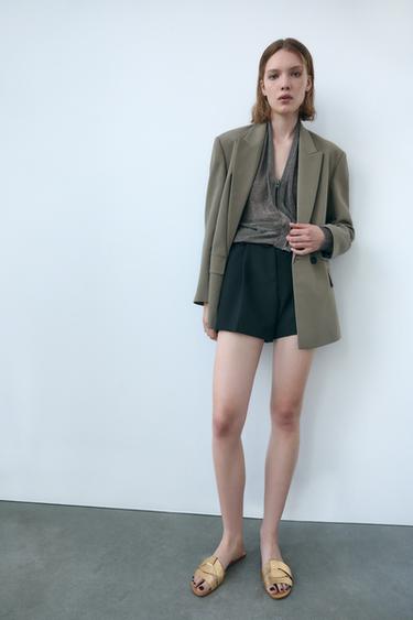 METALLIC LEATHER CROSS-STRAP SANDALS - Gold by Zara