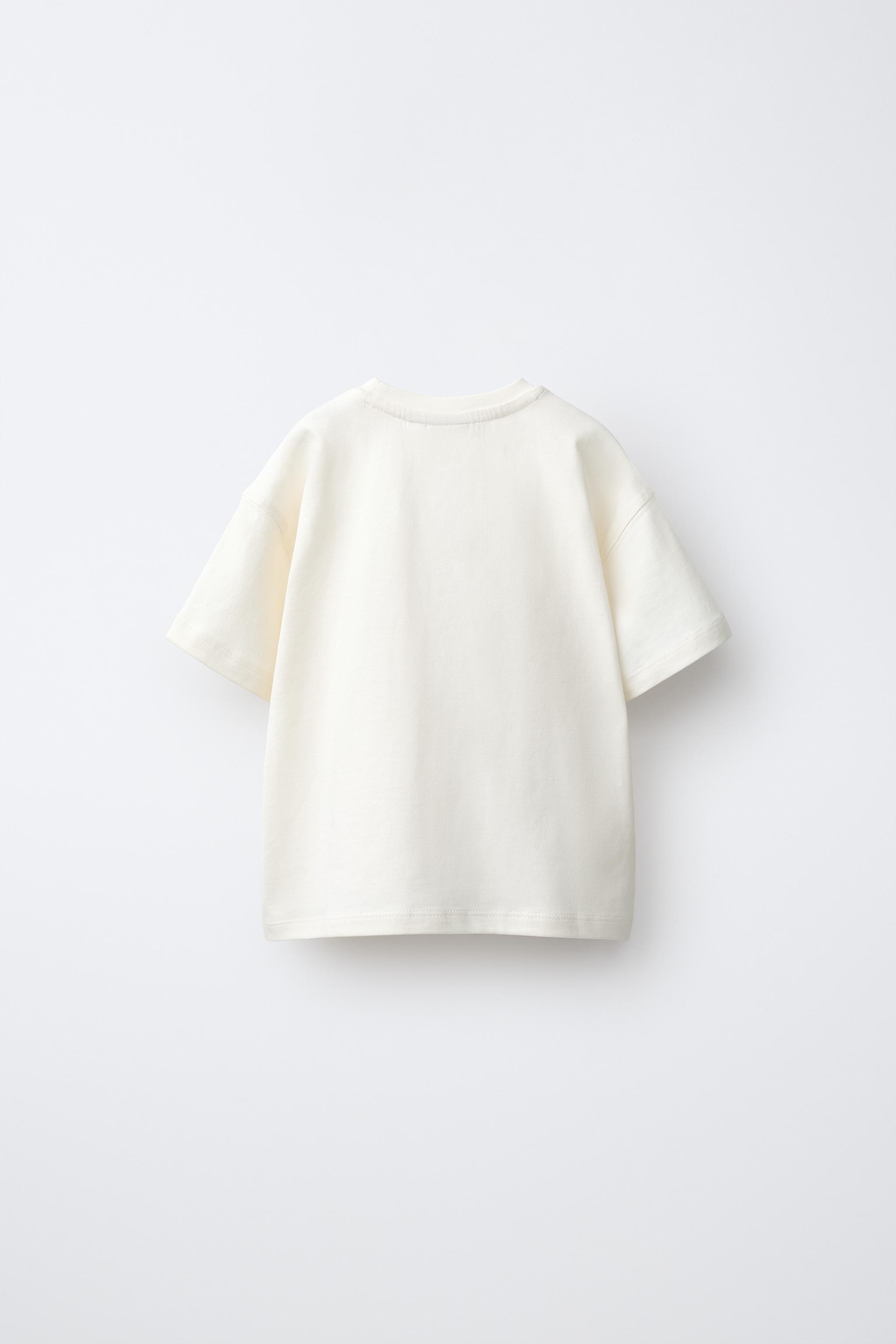 EMBROIDERED DETAIL T-SHIRT