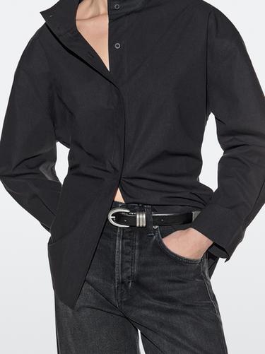 Ceinture en cuir nappa avec pièces métalliques - Noir de Zara - Image 0