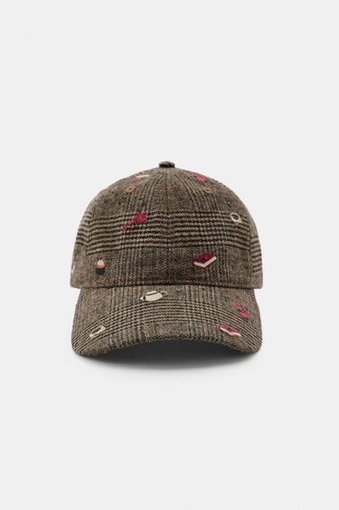GORRA CUADROS CON LANA BORDADOS - Tostado de Zara