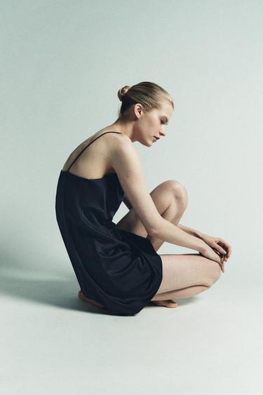 SATINIERTES MINIKLEID - Blau / Marineblau von Zara