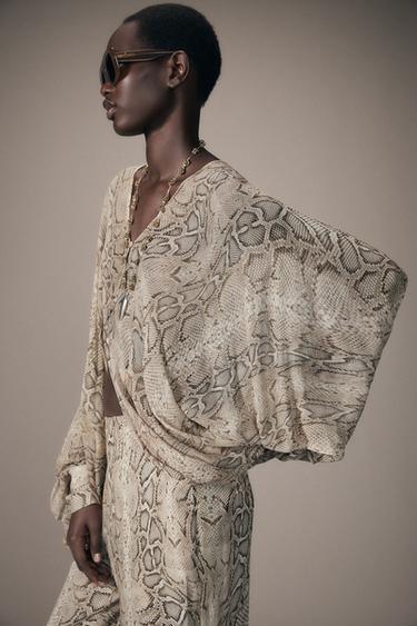 TOP ESTAMPADO ANIMAL ZW COLLECTION - Serpiente / Tostado de Zara