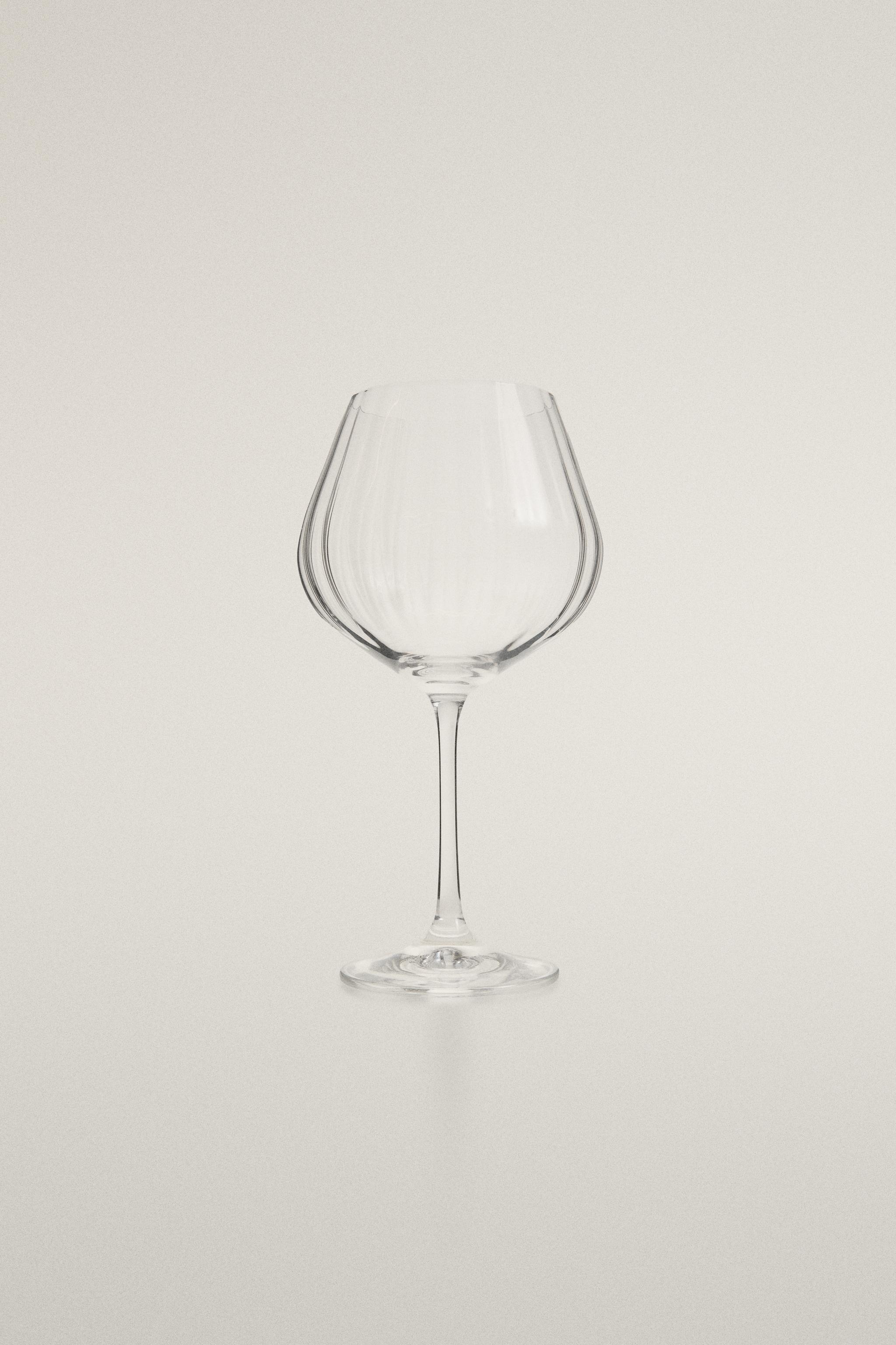 WAVE EFFECT BOHEMIA CRYSTAL WINE GLASS