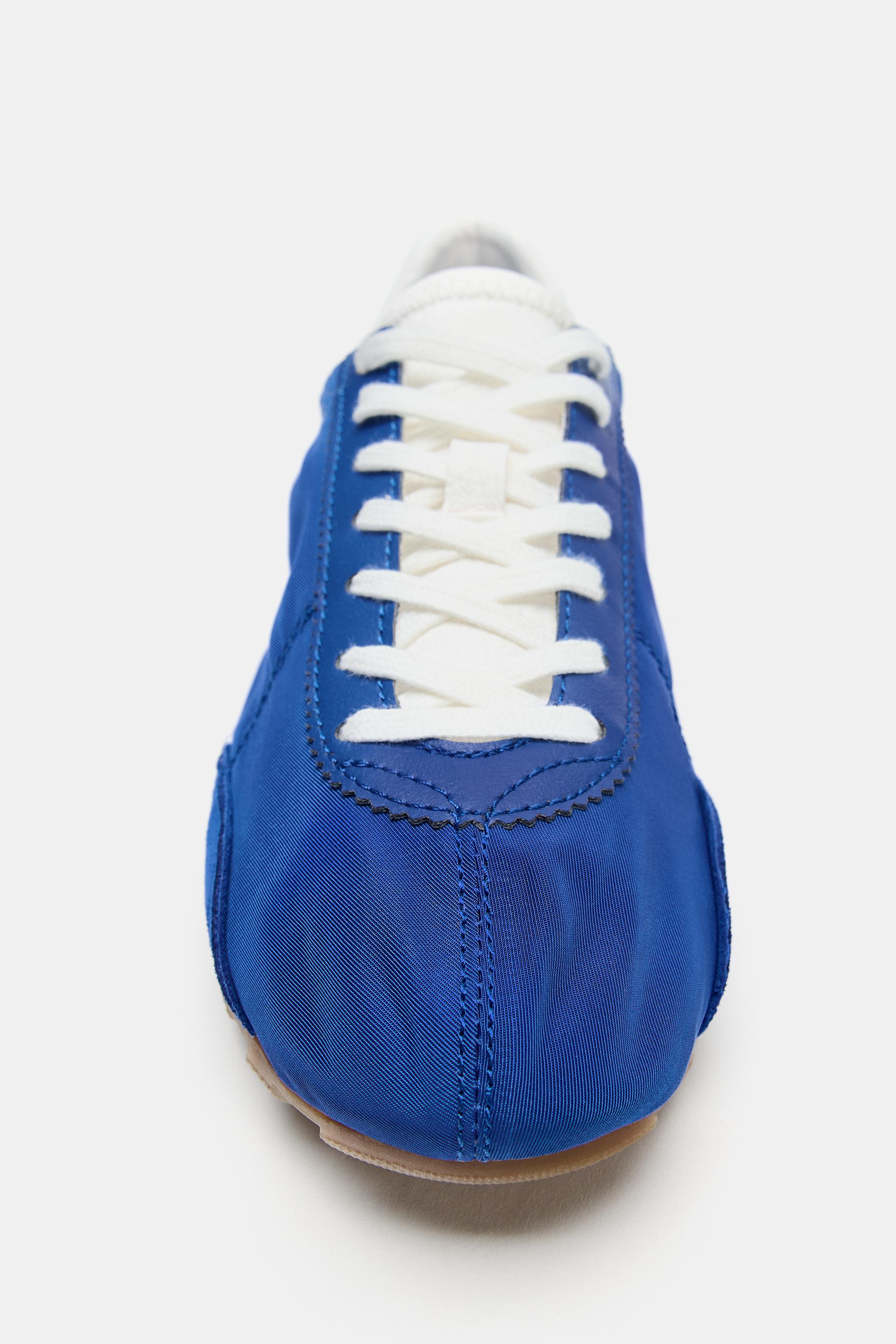 Женские кроссовки Zara CONTRASTING HEEL SNEAKERS — фото 3