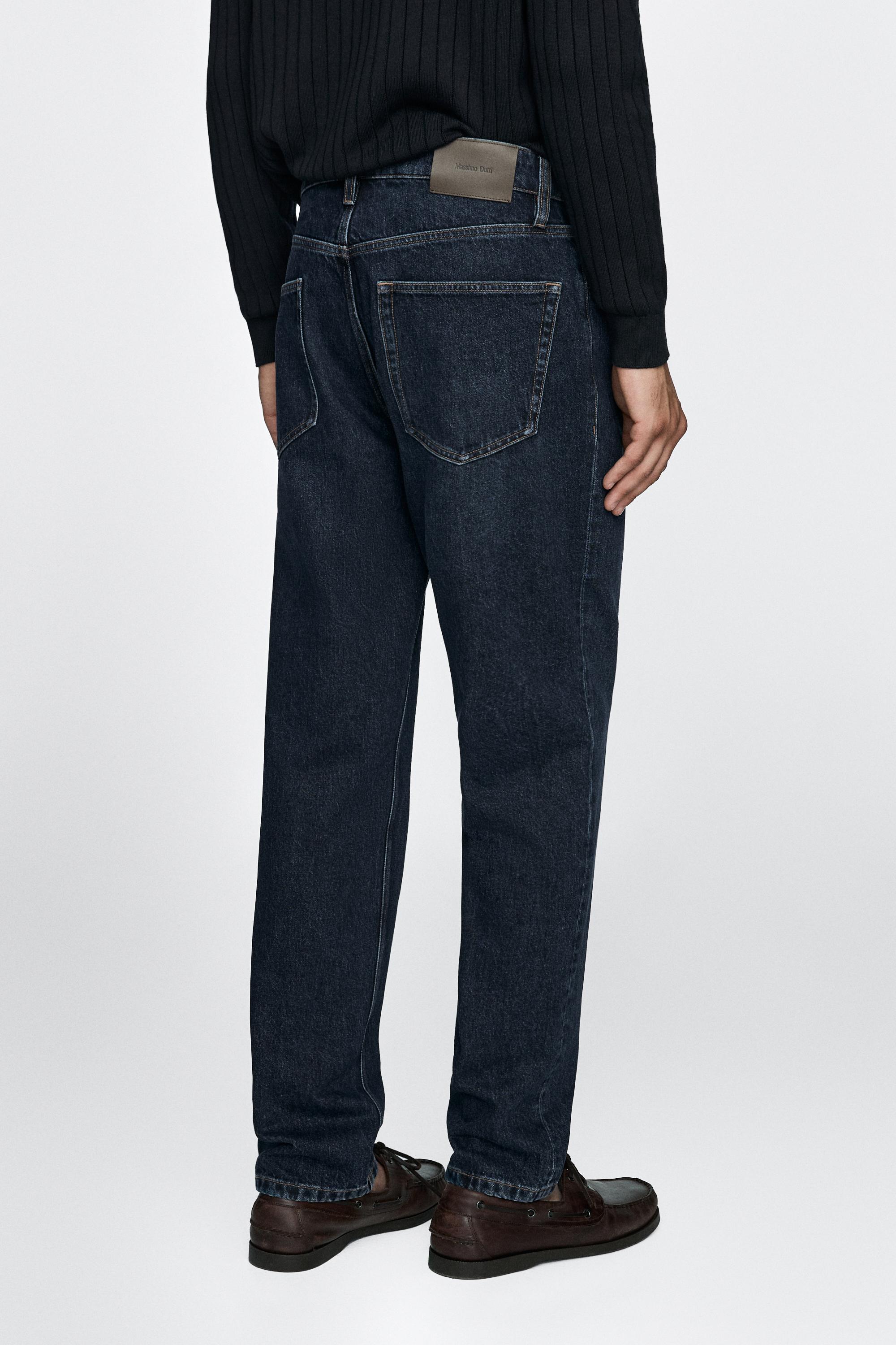 Tapered fit jeans