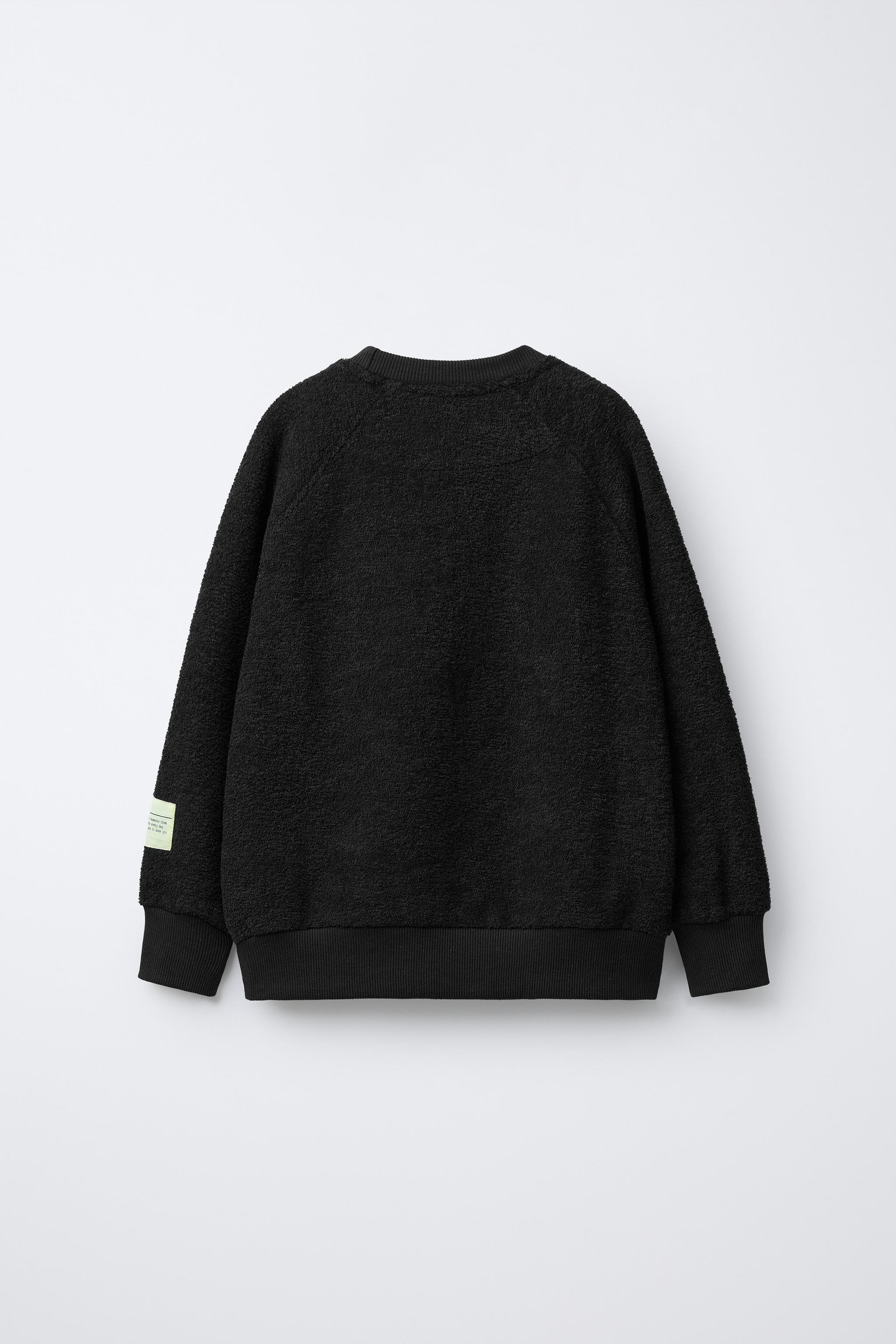 SWEATSHIRT AND WIDE LEG PANTS WITH TEXTURED LABEL SET